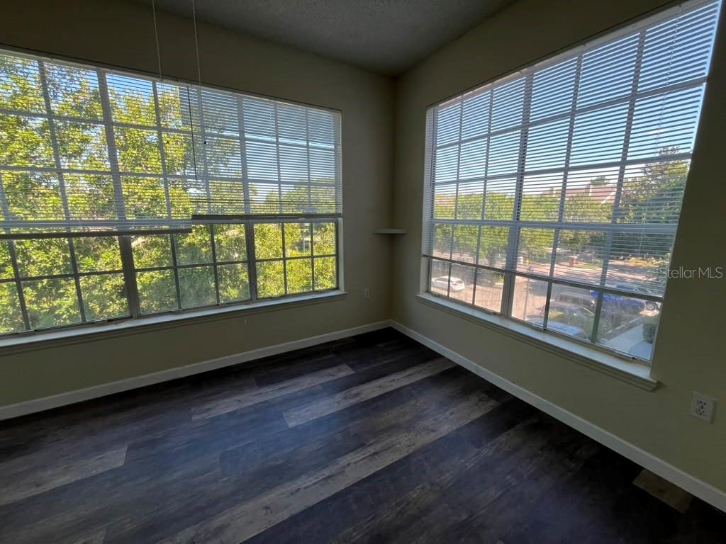 PLANTATION PARK PRIVATE RESIDENCE - Residential Lease