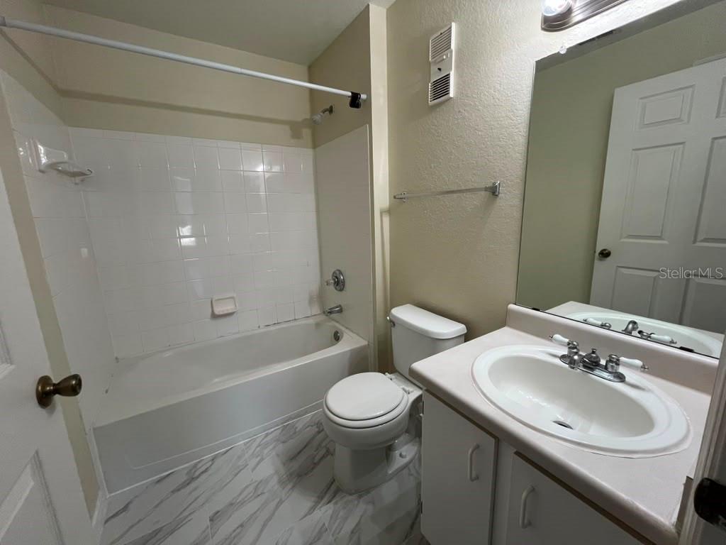 PLANTATION PARK PRIVATE RESIDENCE - Residential Lease