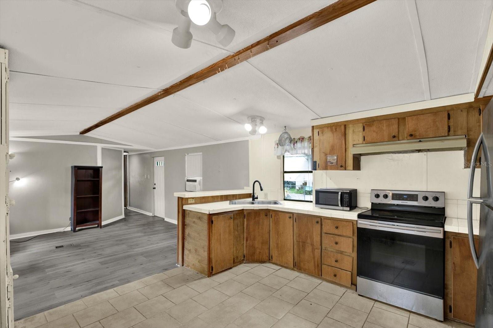 ALAFIA ESTATES UNIT A - Residential