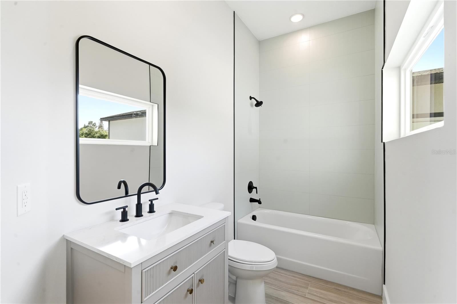 MT VERNON HEIGHTS ADD 02 - Residential