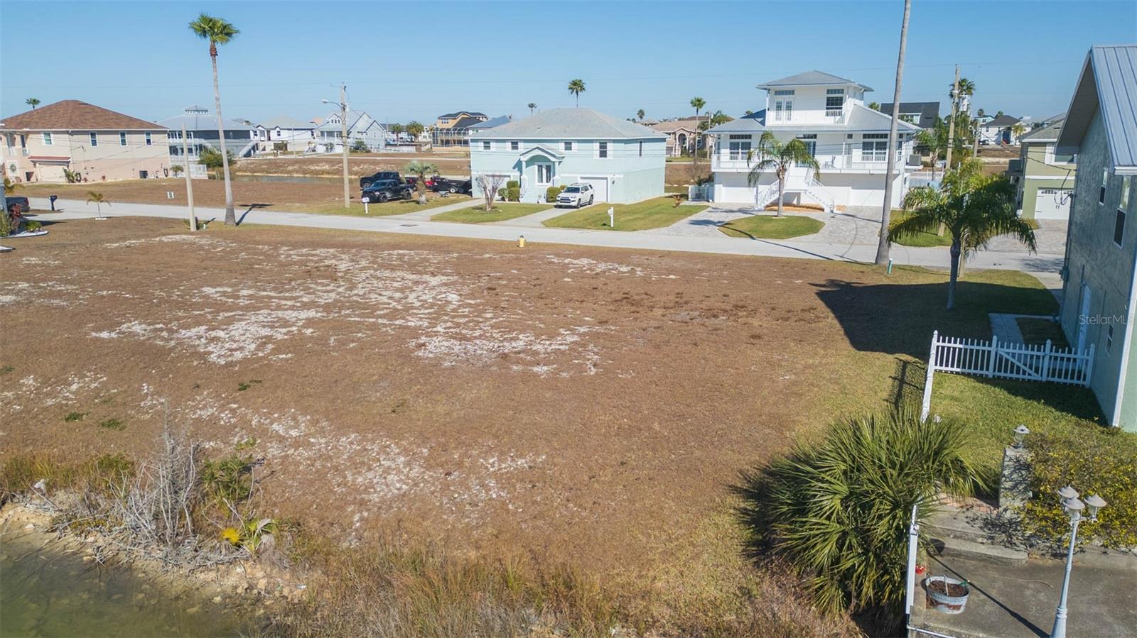 HERNANDO BEACH - Land