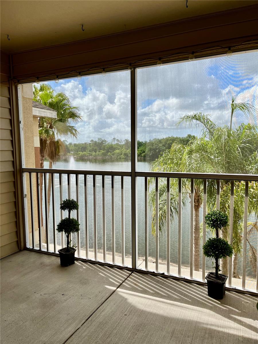 VILLAS AT LAKESIDE CONDO - Residential Lease