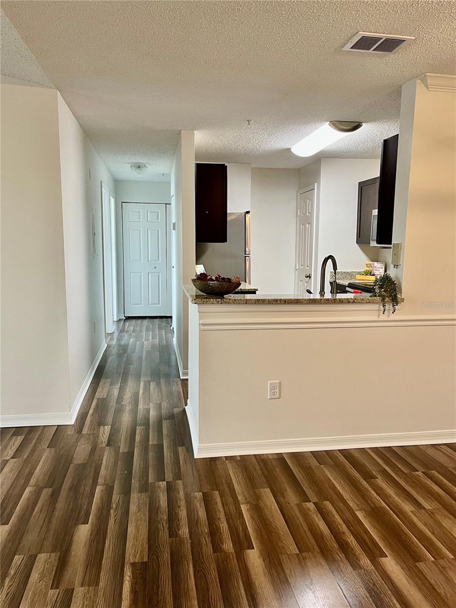 VILLAS AT LAKESIDE CONDO - Residential Lease