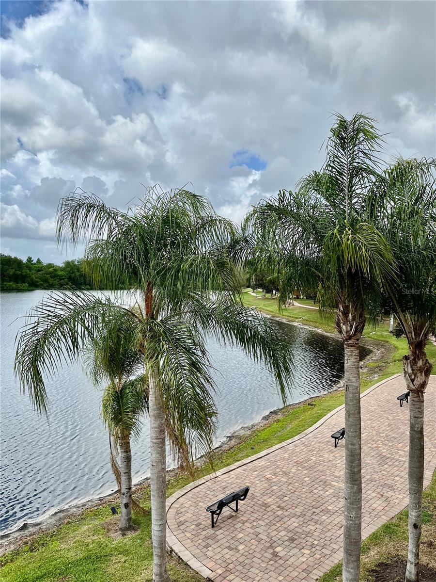 VILLAS AT LAKESIDE CONDO - Residential Lease