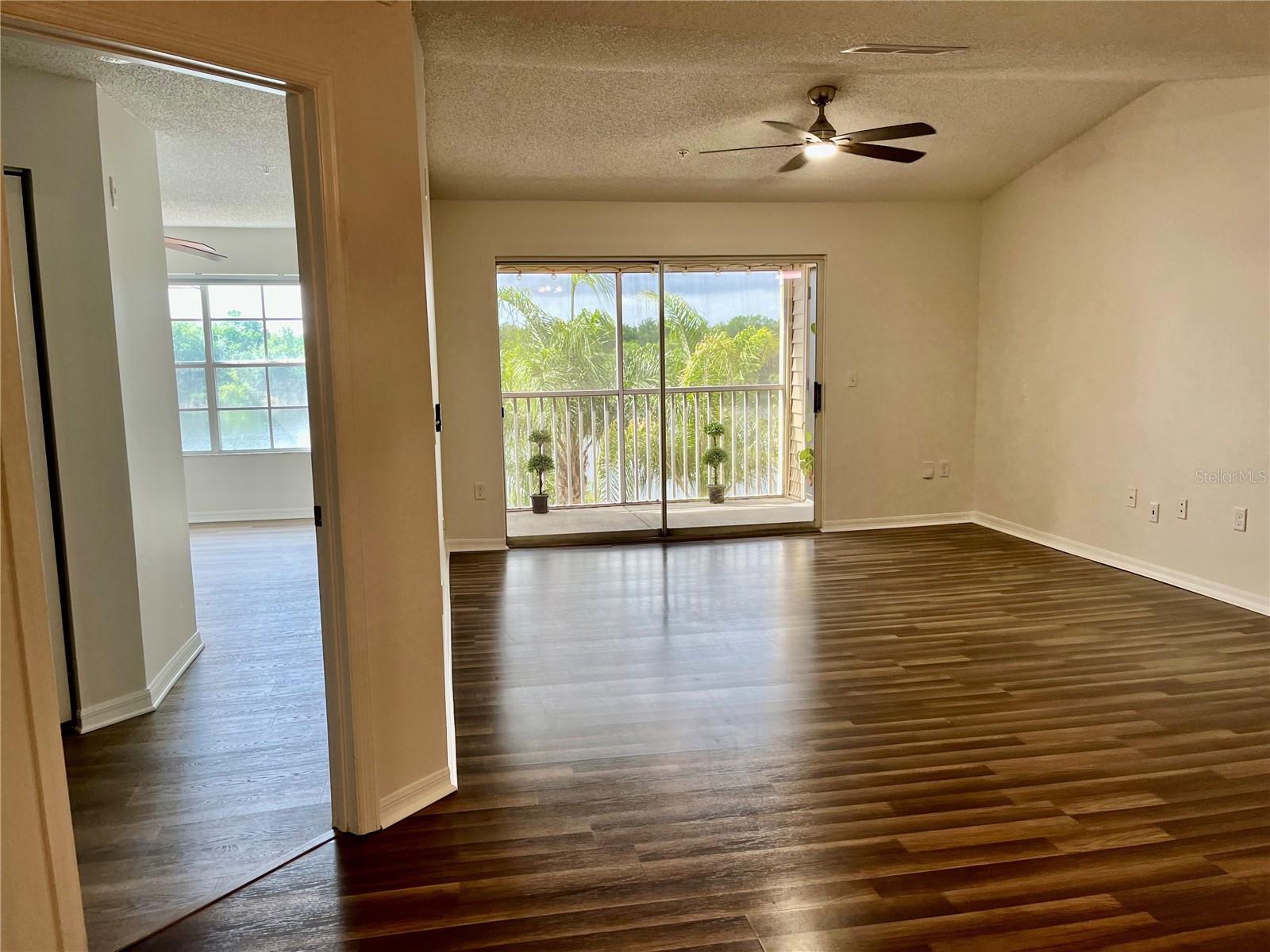 VILLAS AT LAKESIDE CONDO - Residential Lease