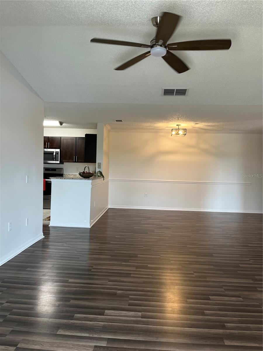 VILLAS AT LAKESIDE CONDO - Residential Lease