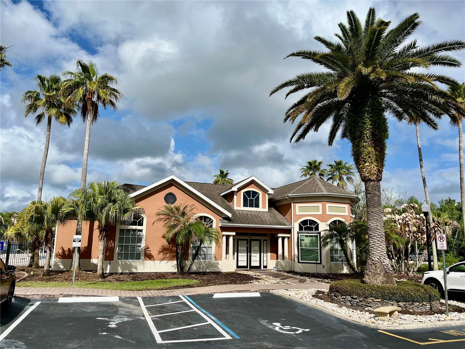 VILLAS AT LAKESIDE CONDO - Residential Lease