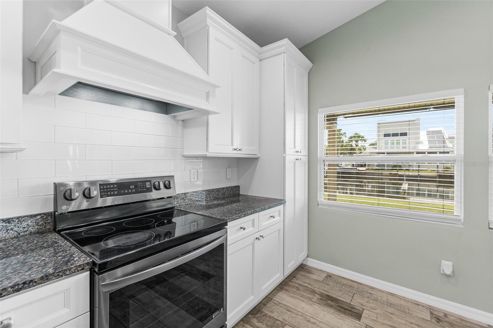 VENICE PARK - Residential