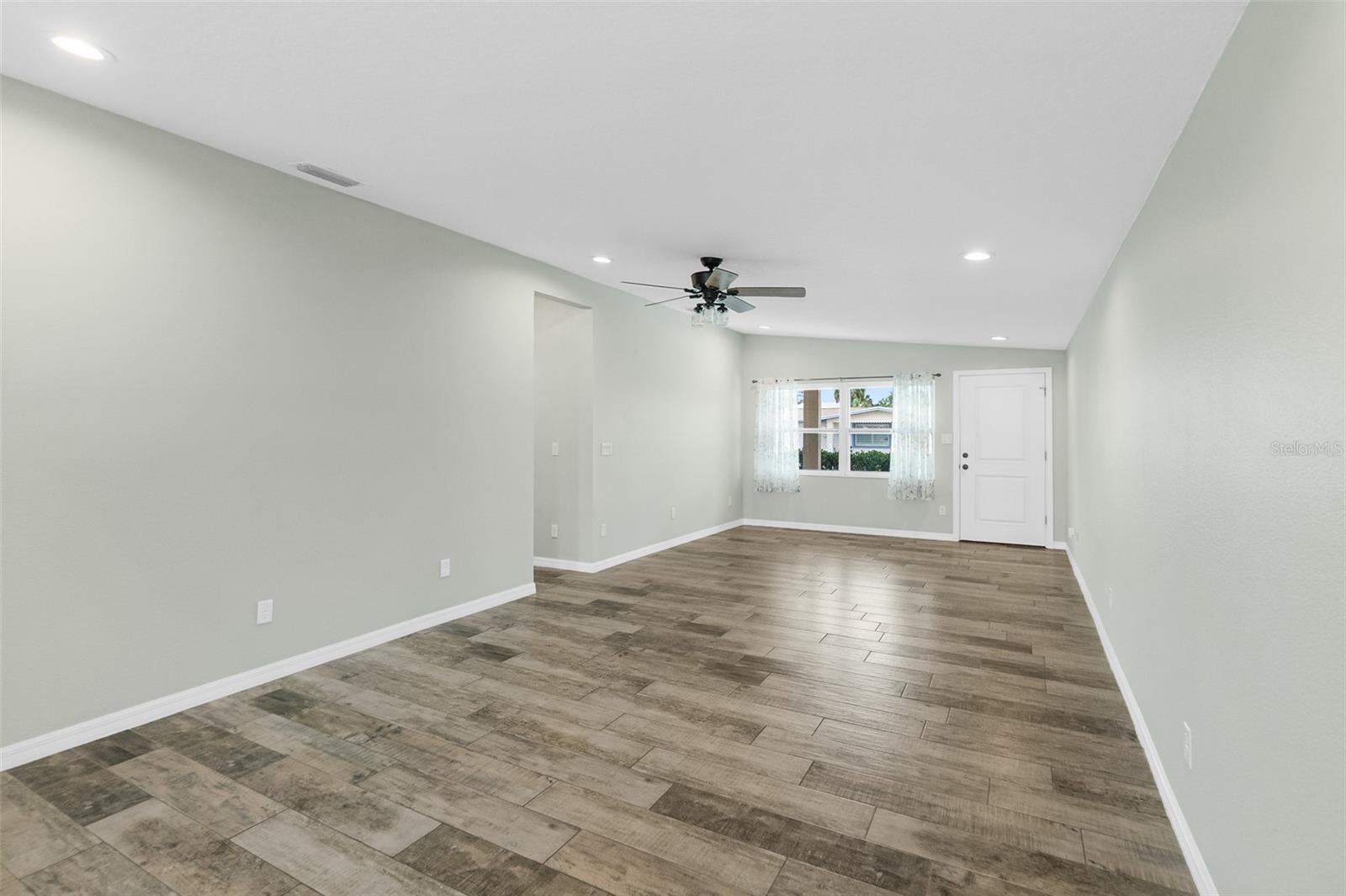 VENICE PARK - Residential