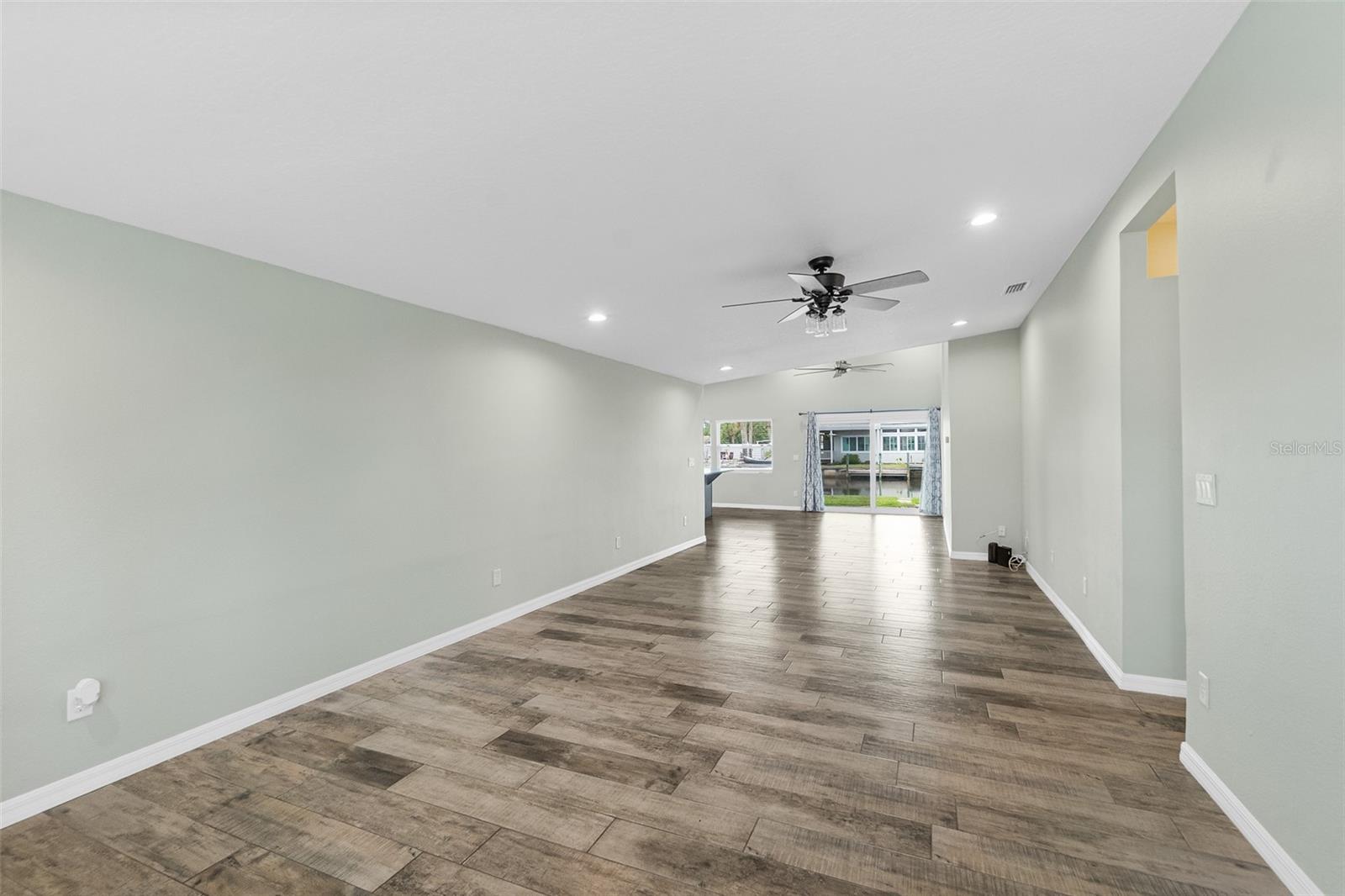 VENICE PARK - Residential