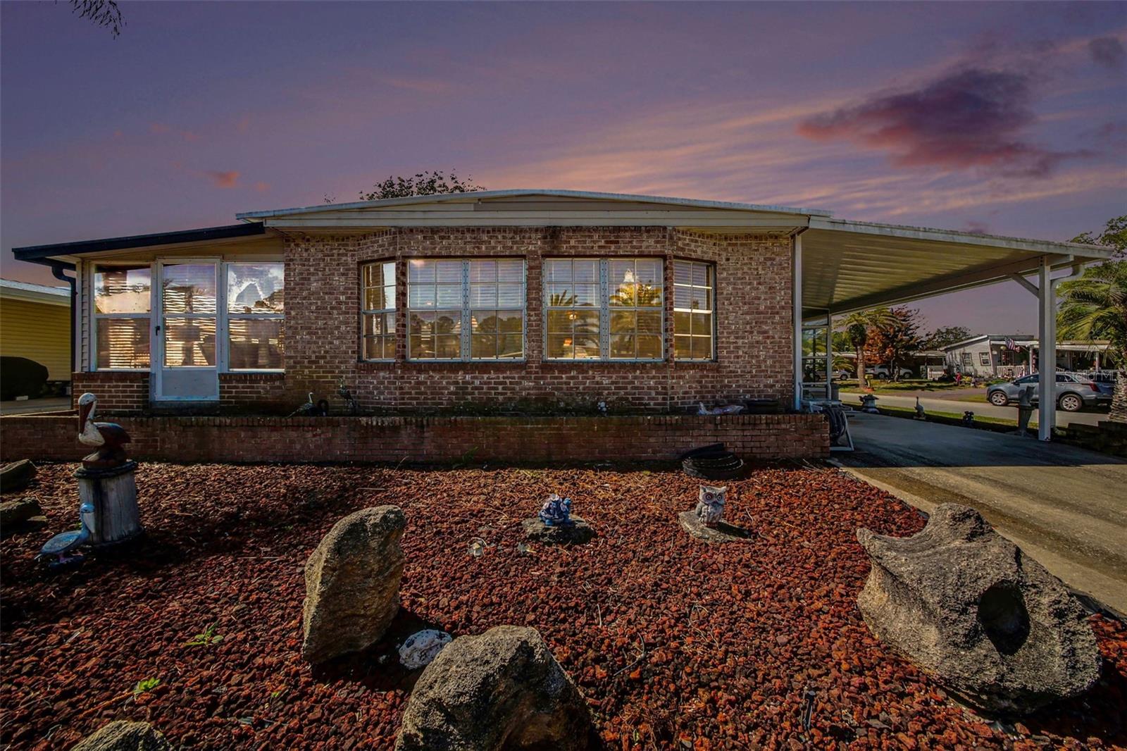 LAURELWOOD MOBILE ESTATES UNIT 01 - Residential