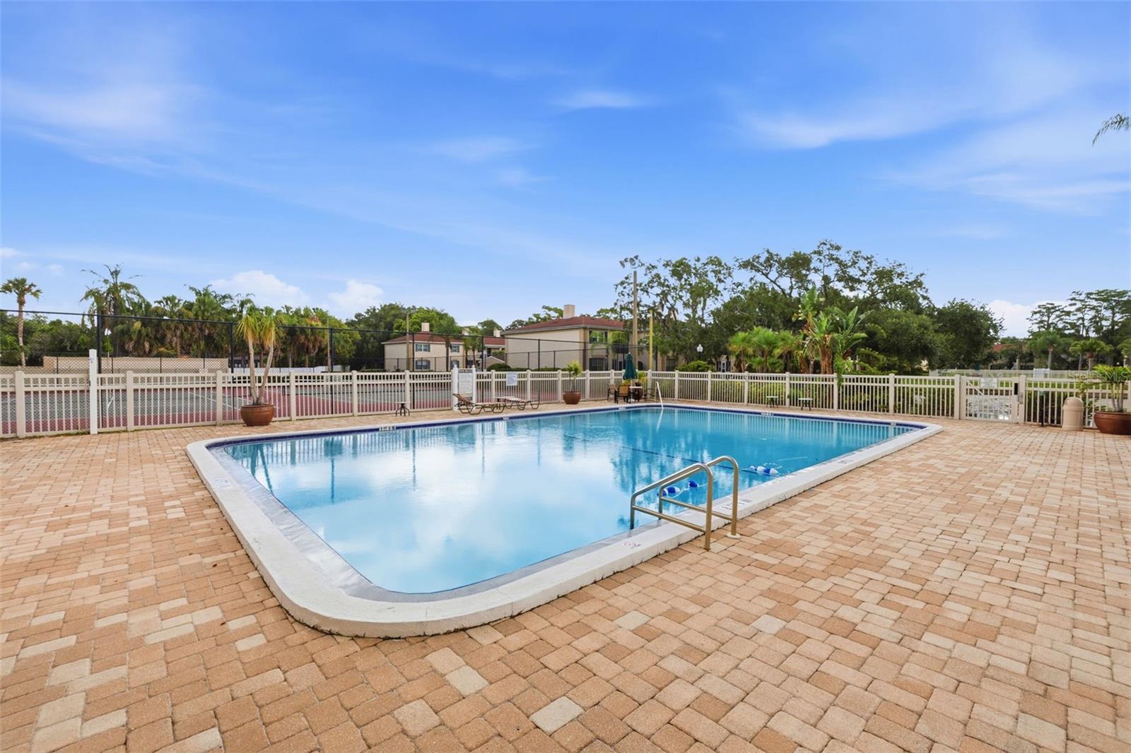 THE GRAND AT OLDE CARROLLWOOD - Residential