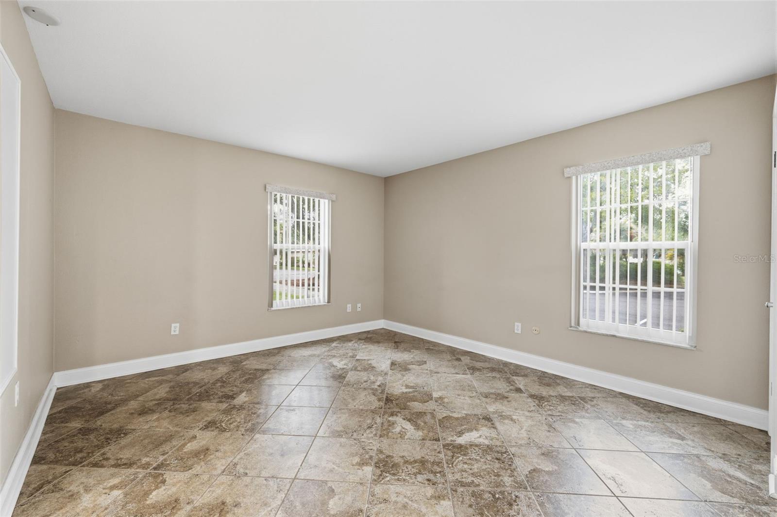 THE GRAND AT OLDE CARROLLWOOD - Residential