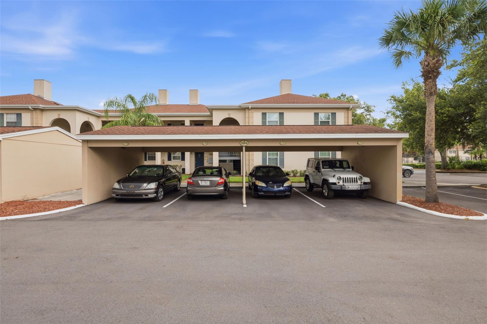 THE GRAND AT OLDE CARROLLWOOD - Residential