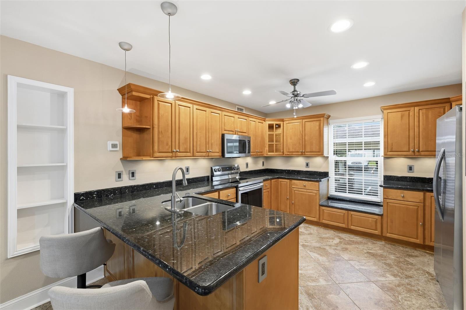 THE GRAND AT OLDE CARROLLWOOD - Residential