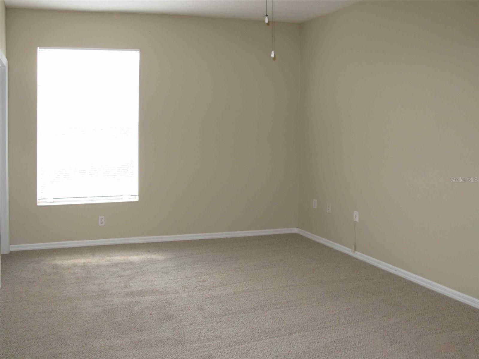PALMS CLUB CONDO - Residential Lease