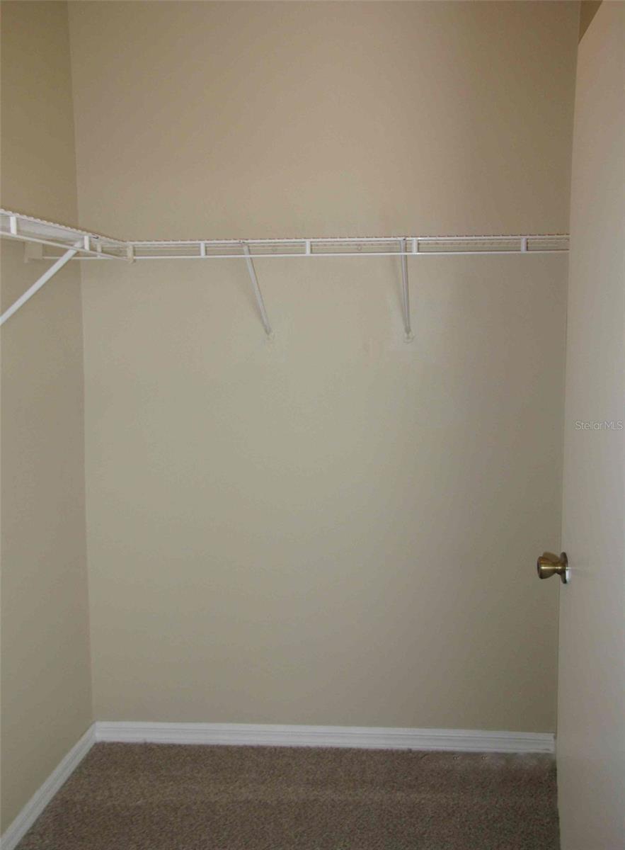 PALMS CLUB CONDO - Residential Lease