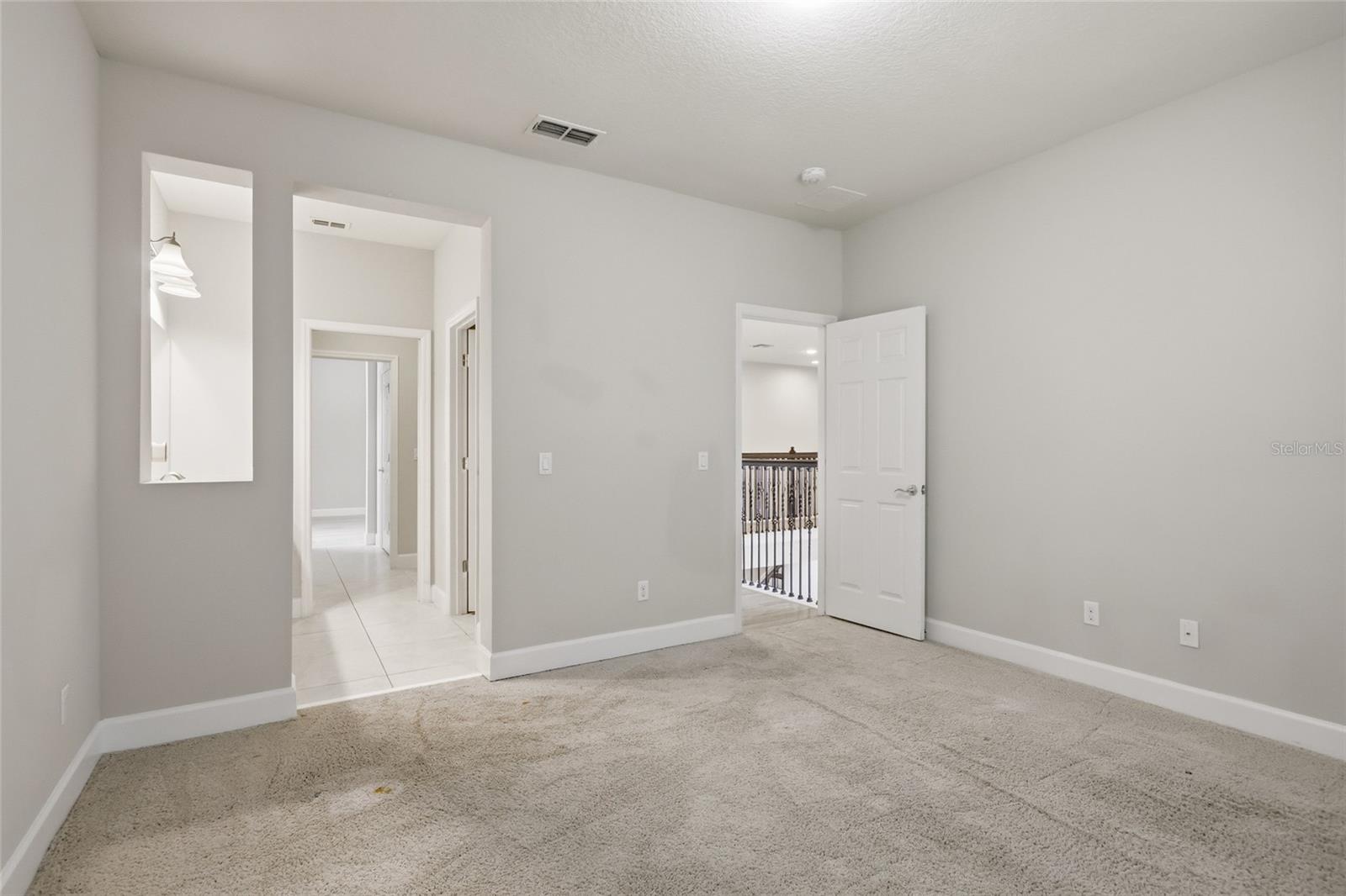 ROYAL LEGACY ESTATES - Residential