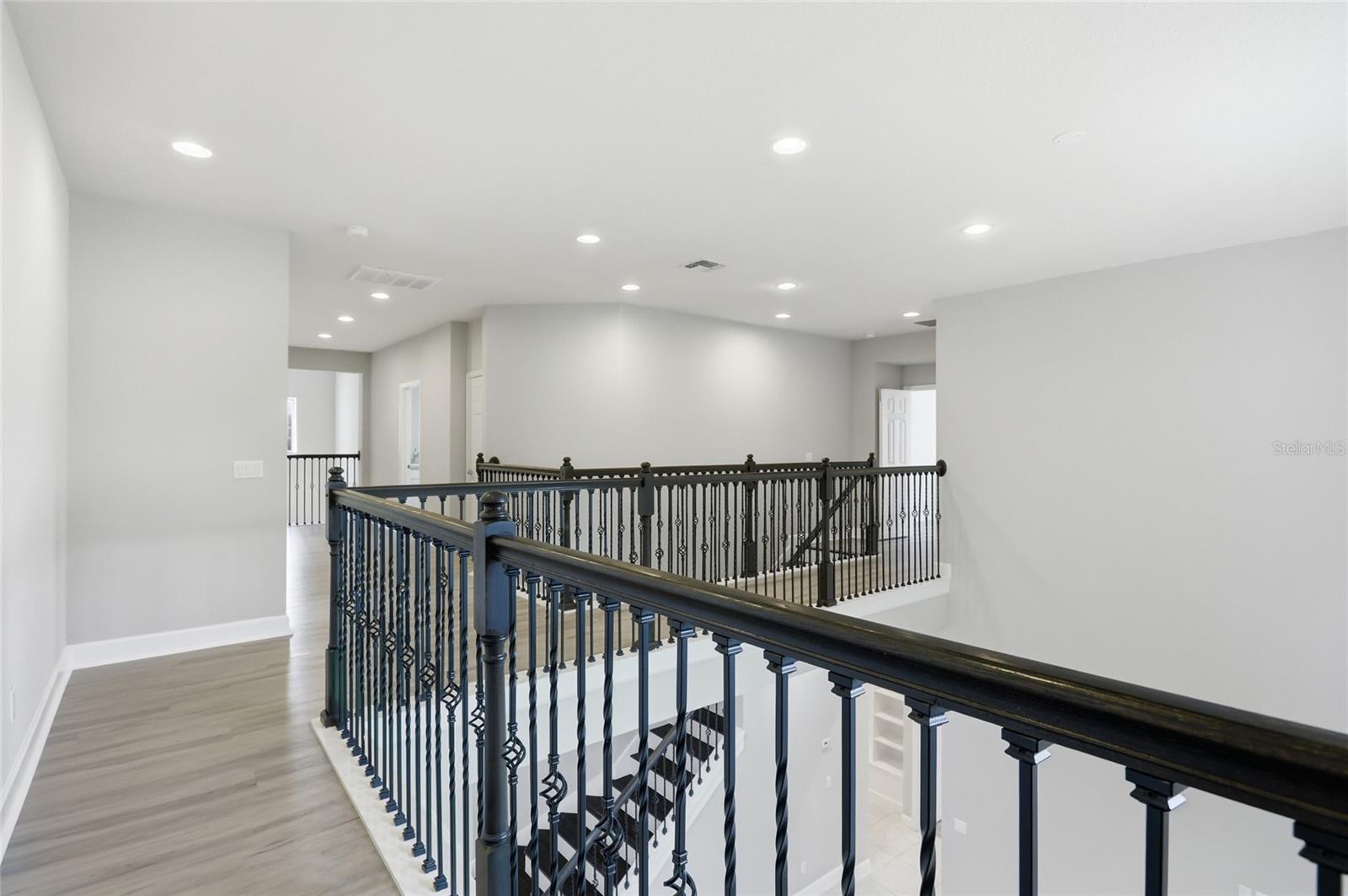 ROYAL LEGACY ESTATES - Residential