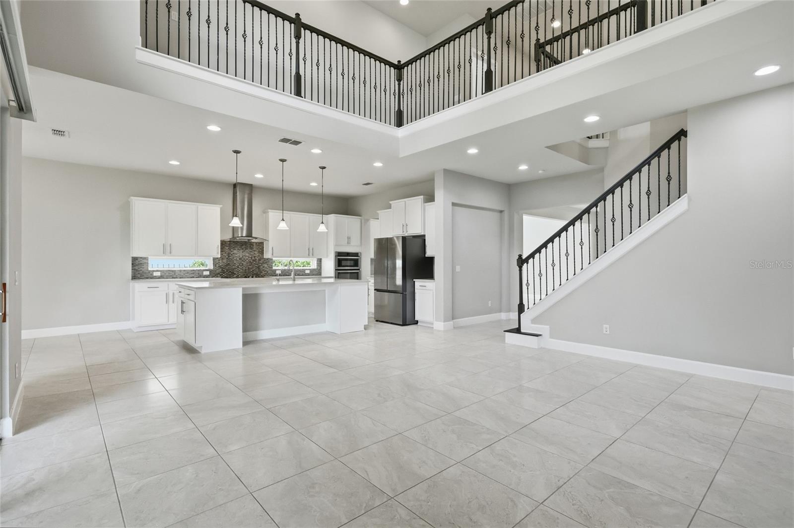 ROYAL LEGACY ESTATES - Residential