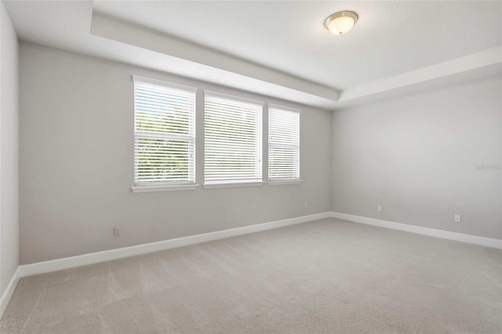 ROYAL LEGACY ESTATES - Residential