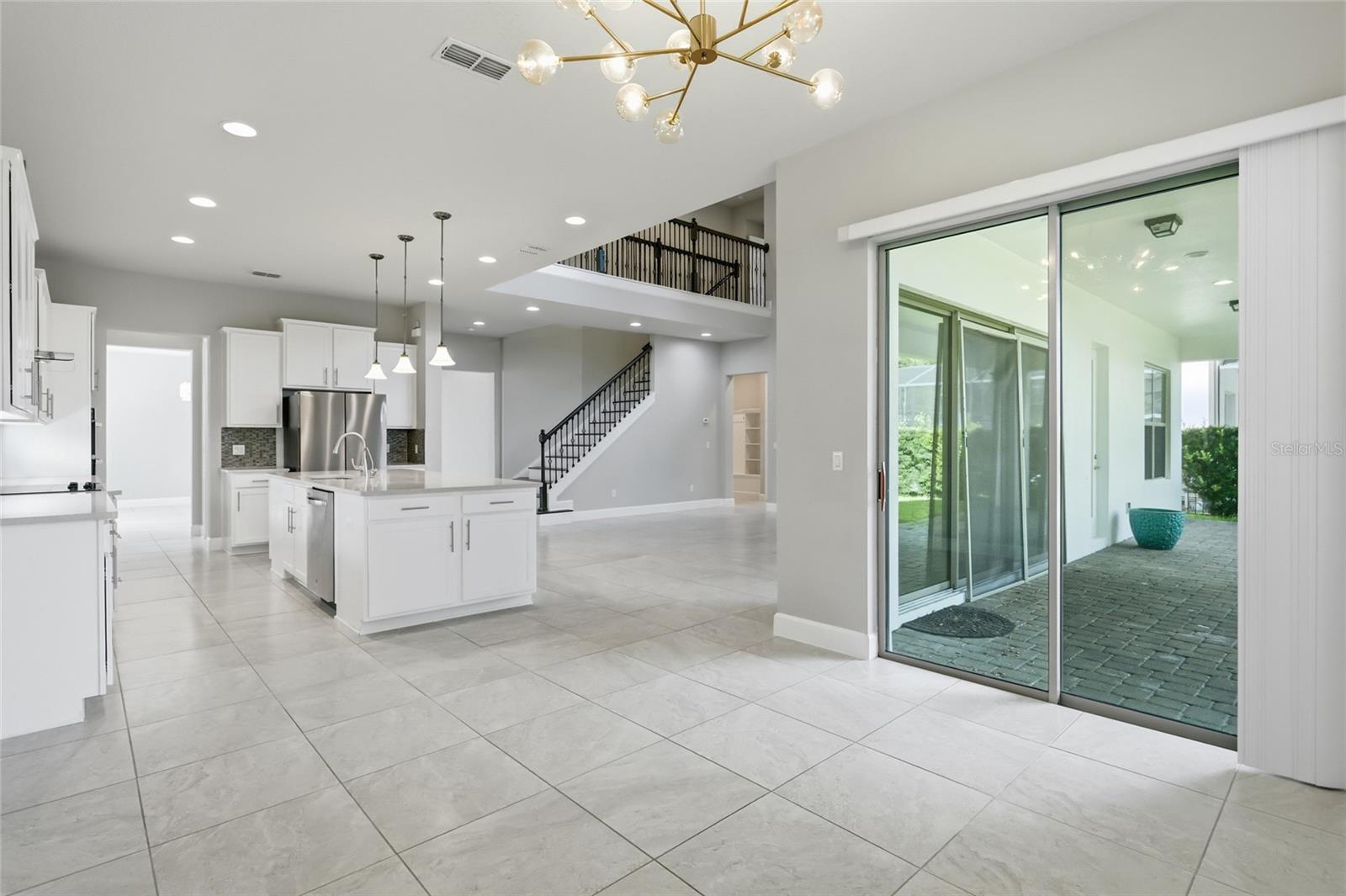 ROYAL LEGACY ESTATES - Residential