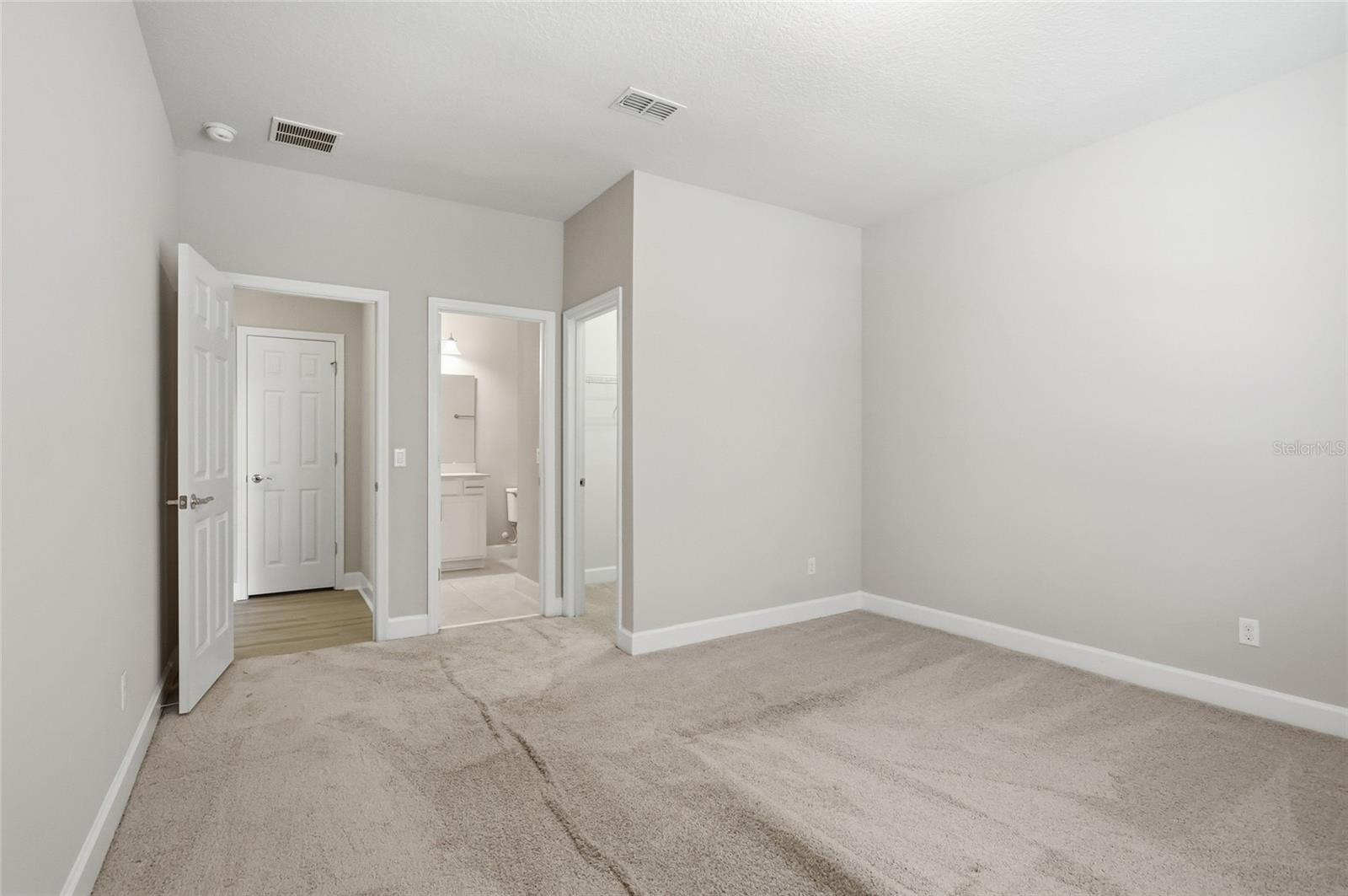 ROYAL LEGACY ESTATES - Residential