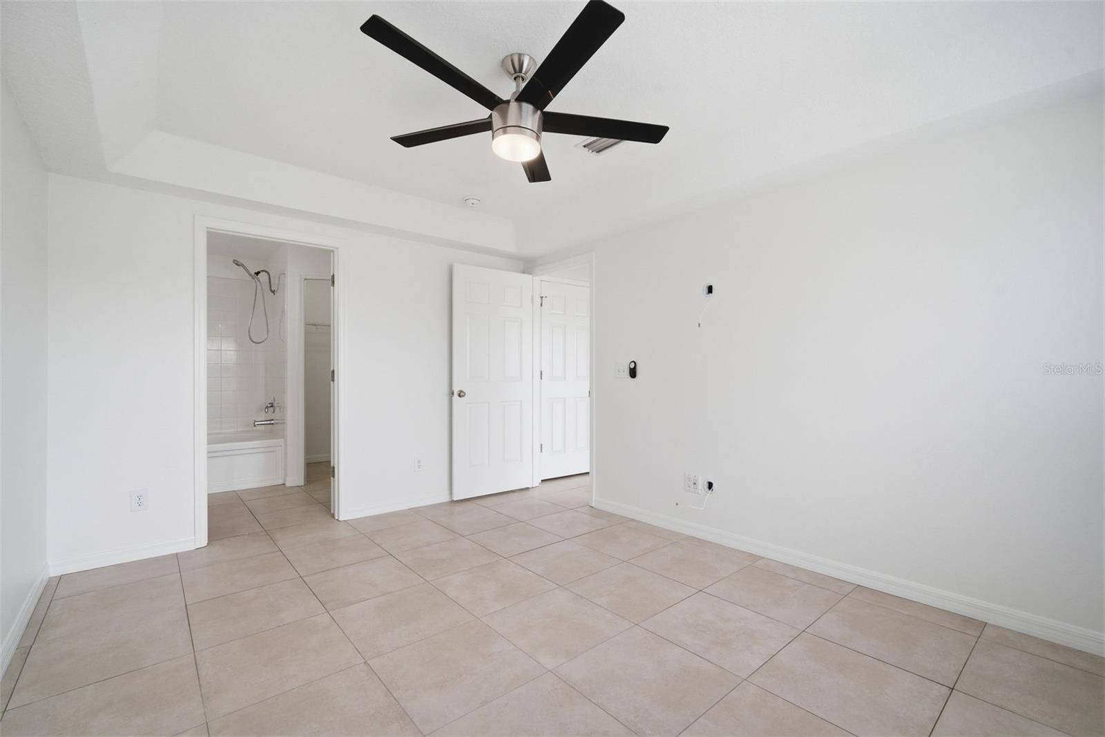 LAKESIDE TR A1 - Residential