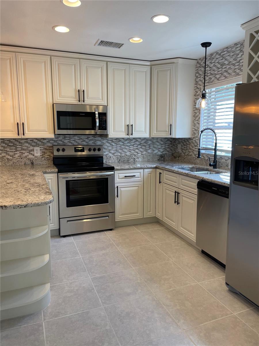 SCOTS LANDING - Residential Lease