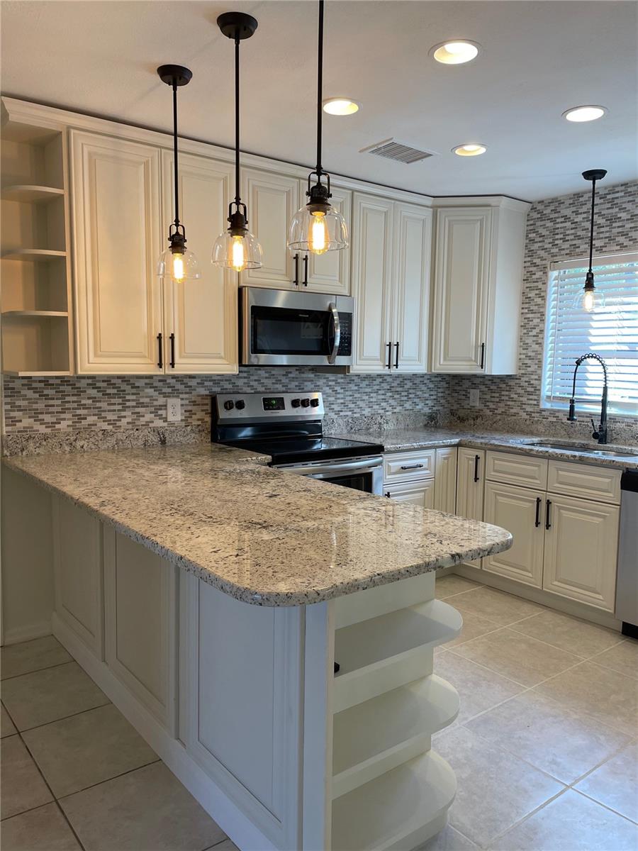 SCOTS LANDING - Residential Lease