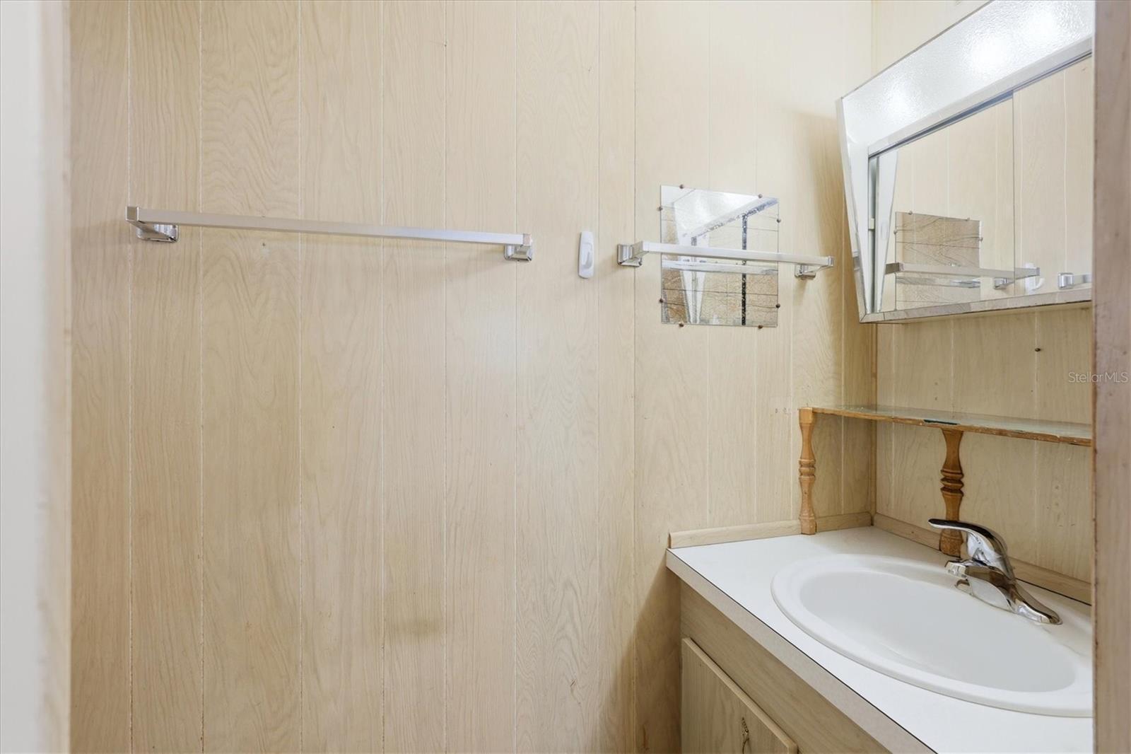 TIDEVUE/DE SOTO COMMUNITY UNIT ONE - Residential