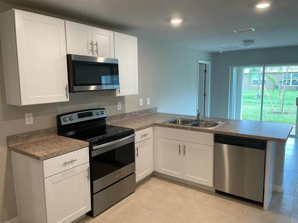 PORT CHARLOTTE SEC 050 - Residential Lease