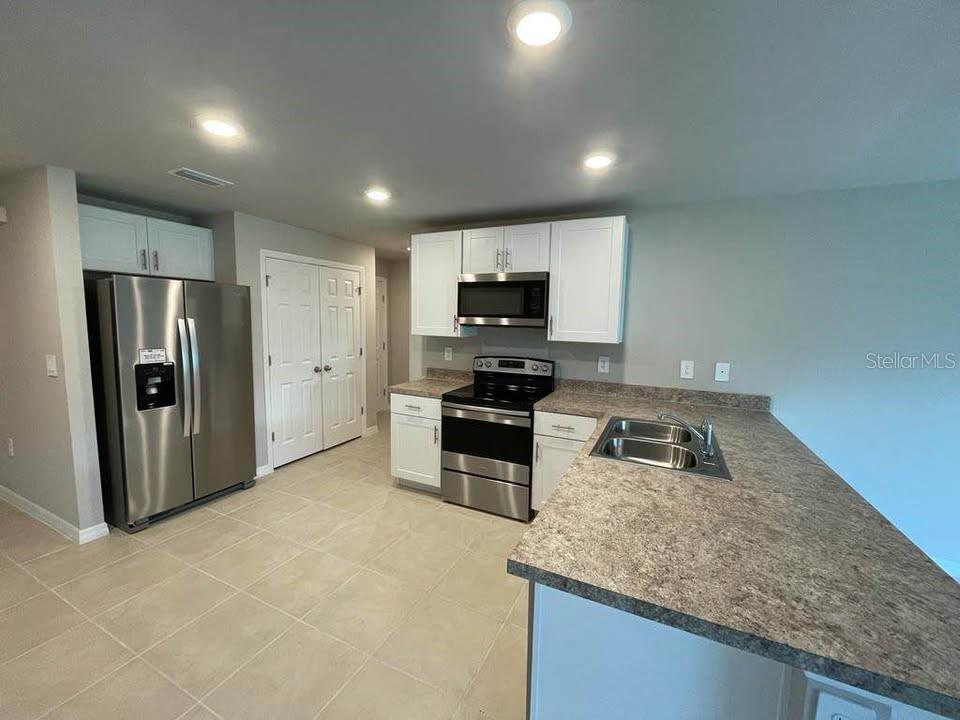 PORT CHARLOTTE SEC 050 - Residential Lease