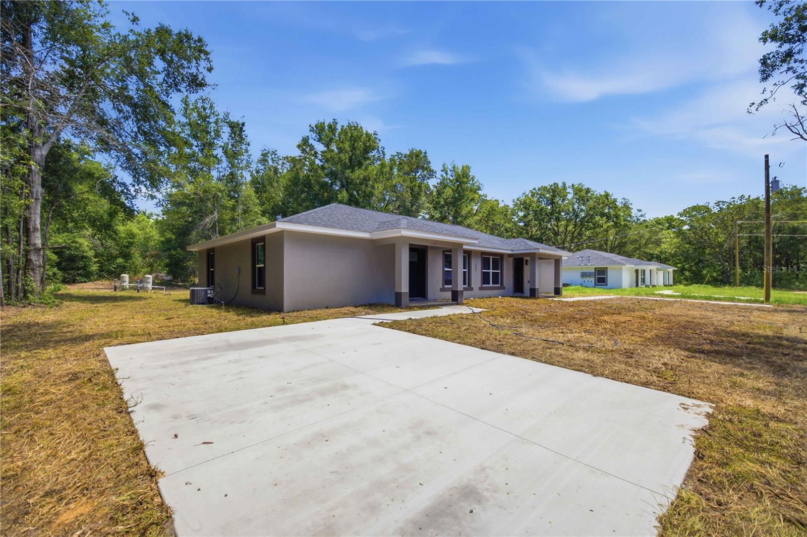 OCALA RIDGE - Residential Income