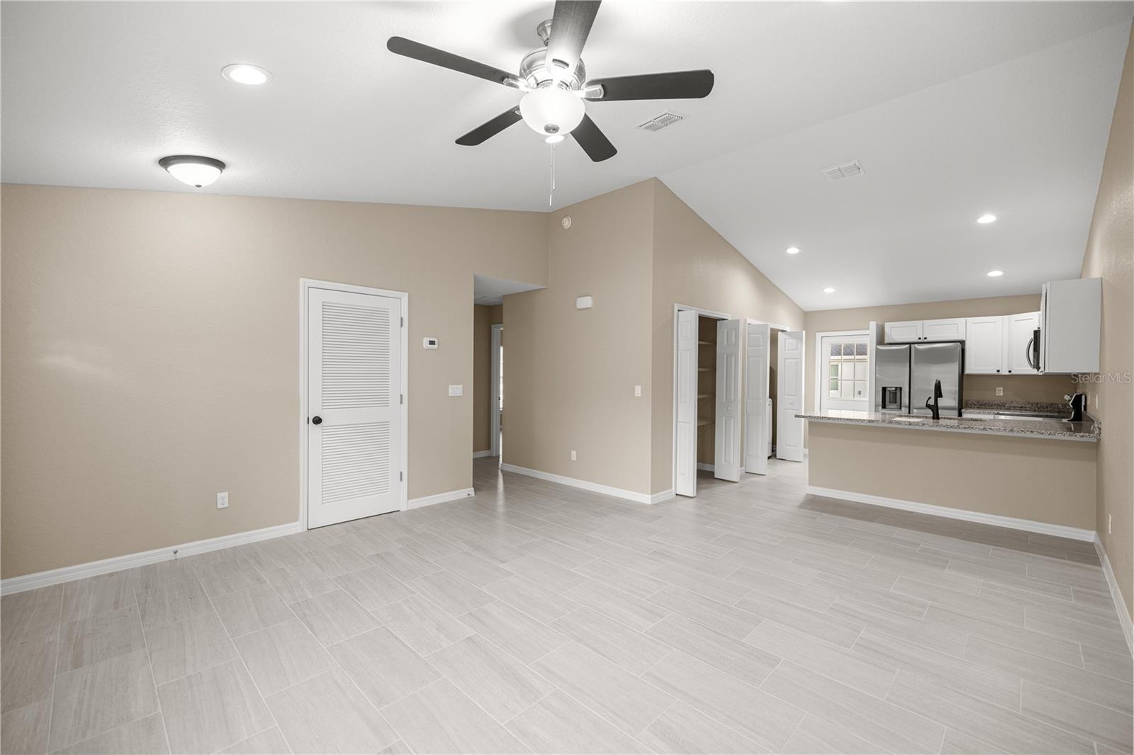 OCALA RIDGE - Residential Income