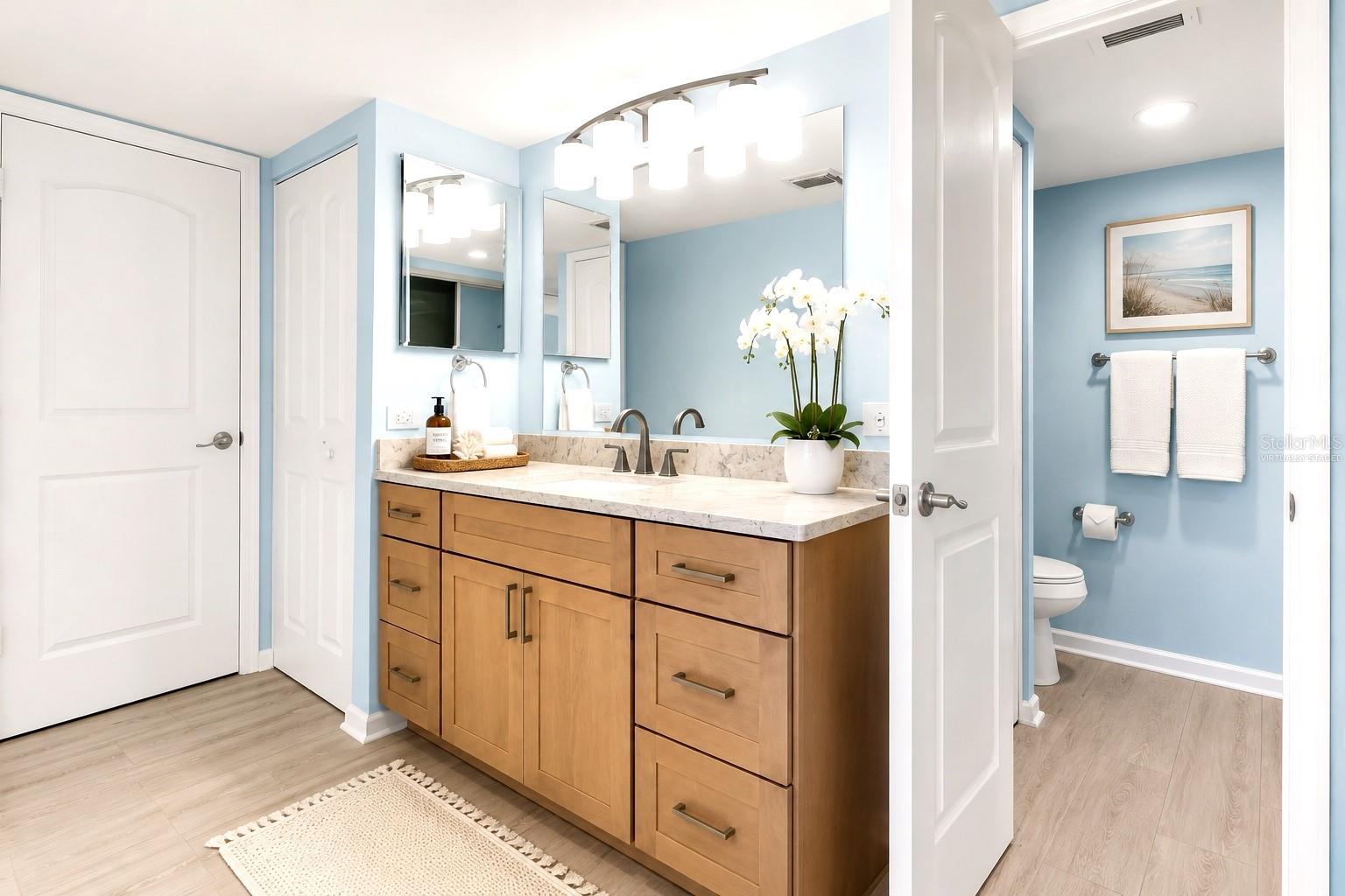 TREASURE ISLAND TENNIS & YACHT CLUB - Residential