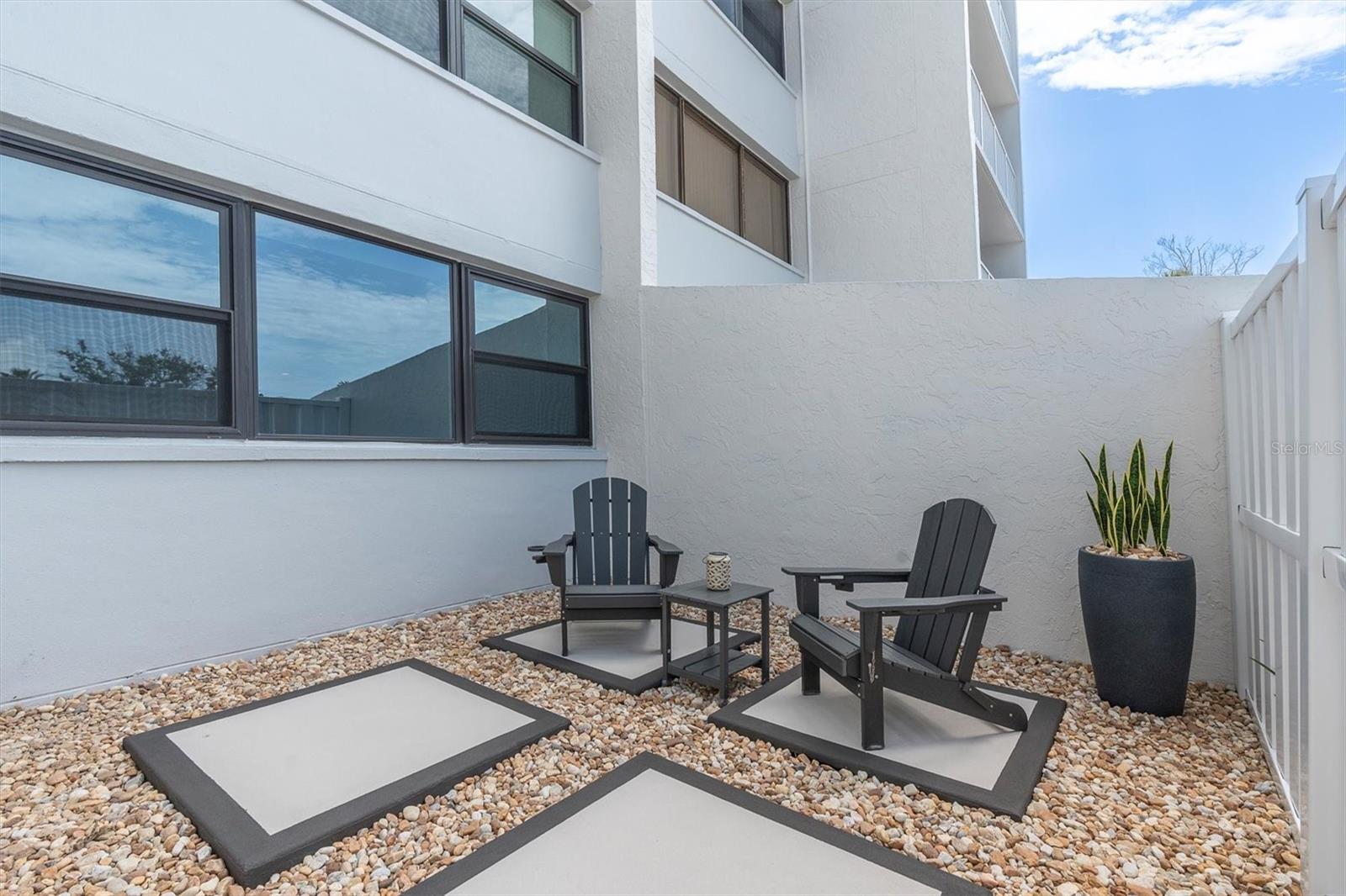 TREASURE ISLAND TENNIS & YACHT CLUB - Residential