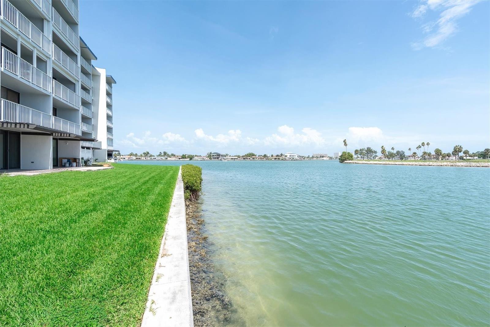 TREASURE ISLAND TENNIS & YACHT CLUB - Residential