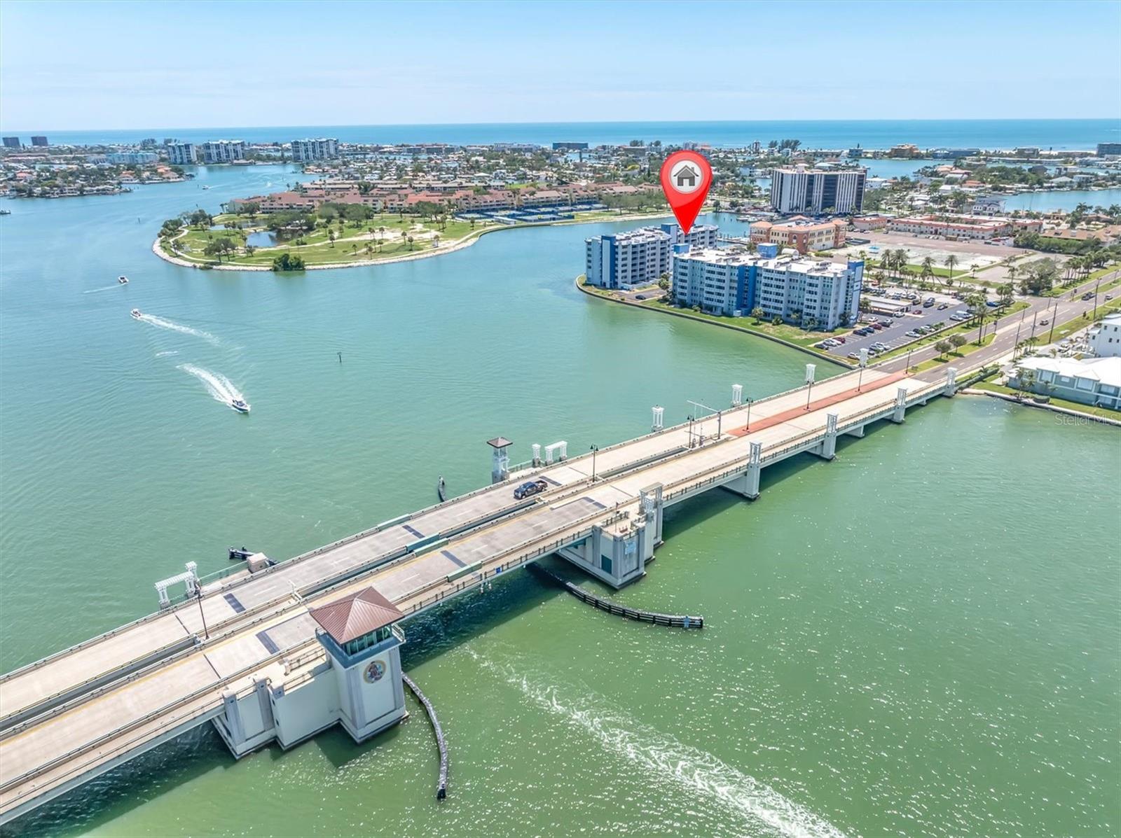 TREASURE ISLAND TENNIS & YACHT CLUB - Residential