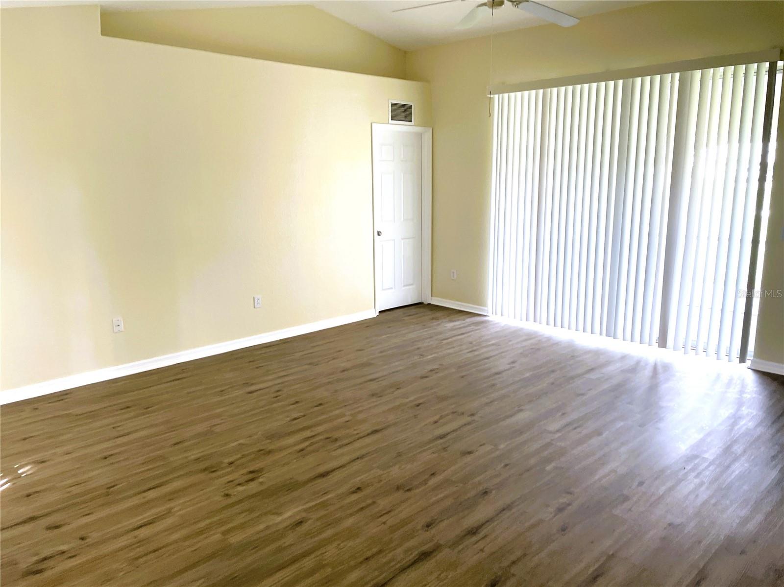 PORT CHARLOTTE SUB 08 - Residential Lease
