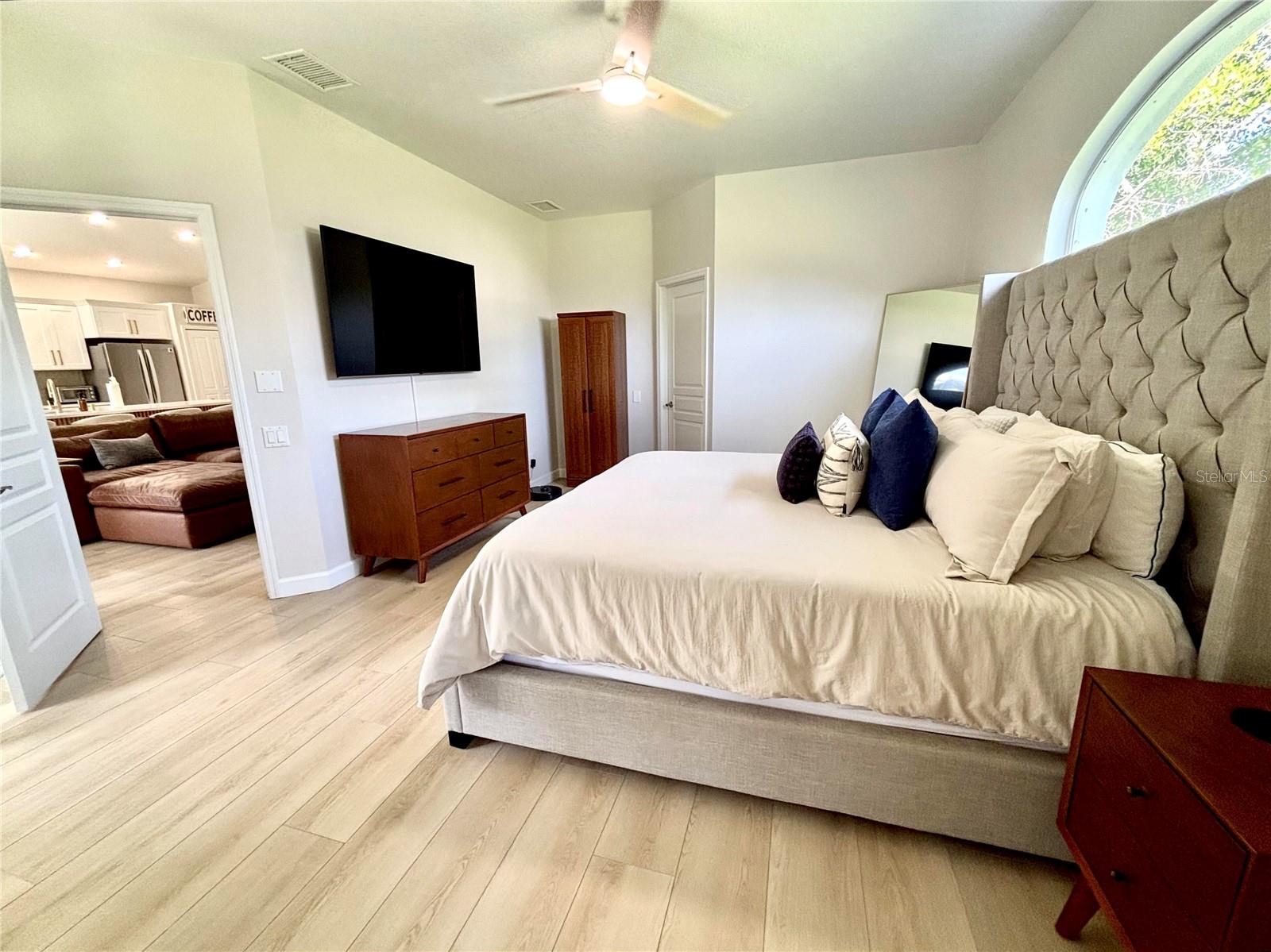 EDGEWATER VILLAGE SUBPHASE A UNIT 4B - Residential