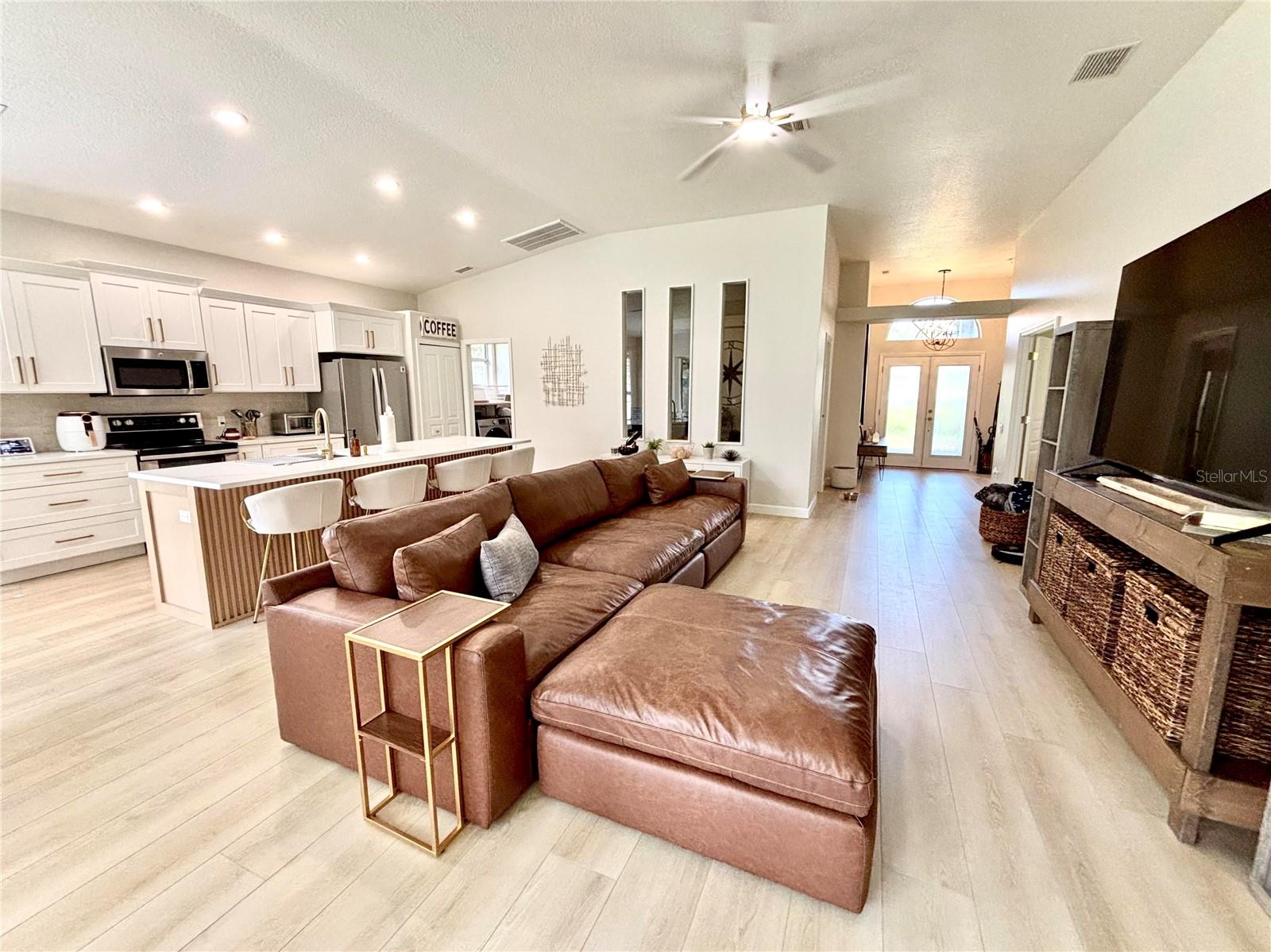 EDGEWATER VILLAGE SUBPHASE A UNIT 4B - Residential
