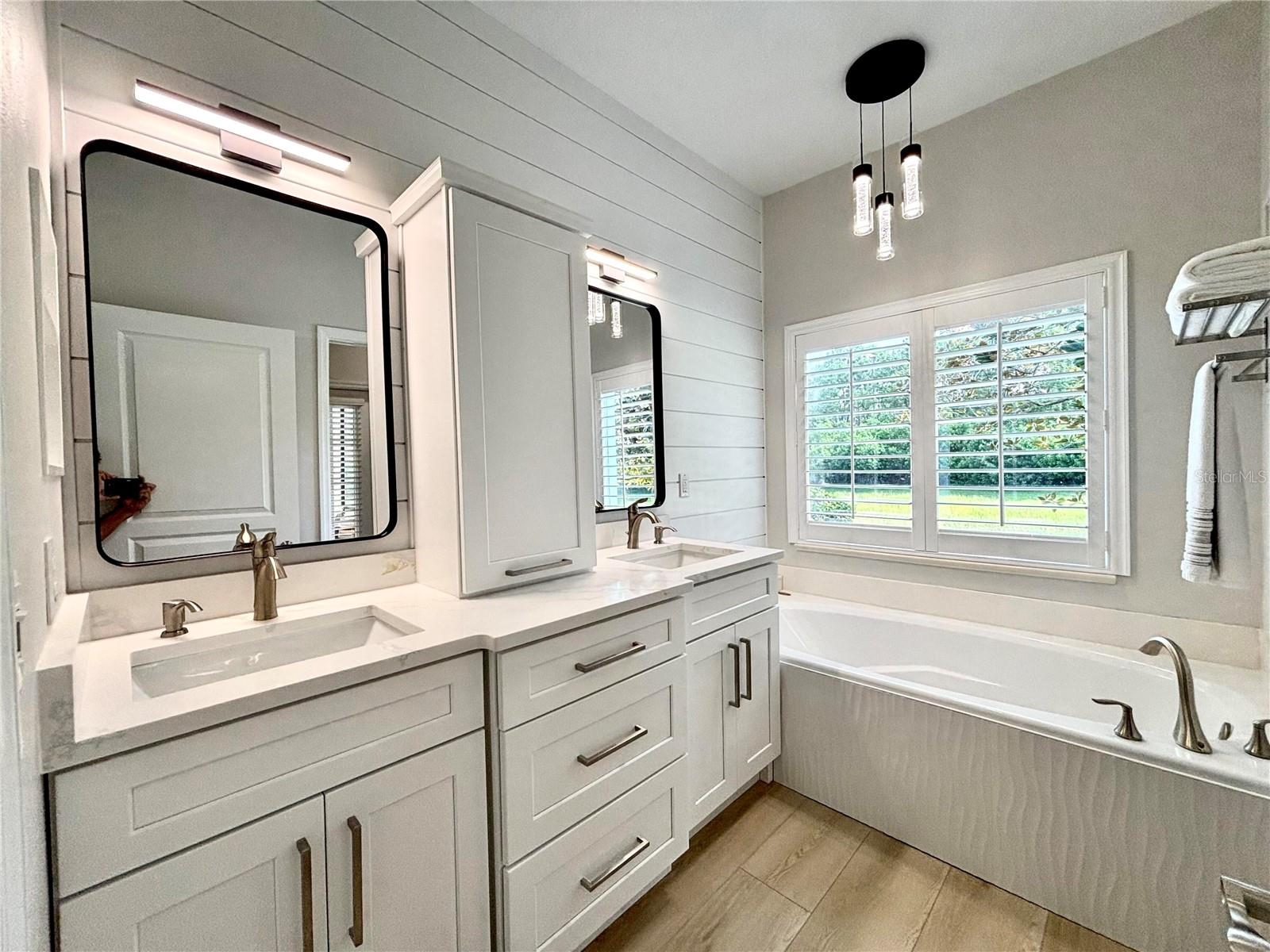 EDGEWATER VILLAGE SUBPHASE A UNIT 4B - Residential