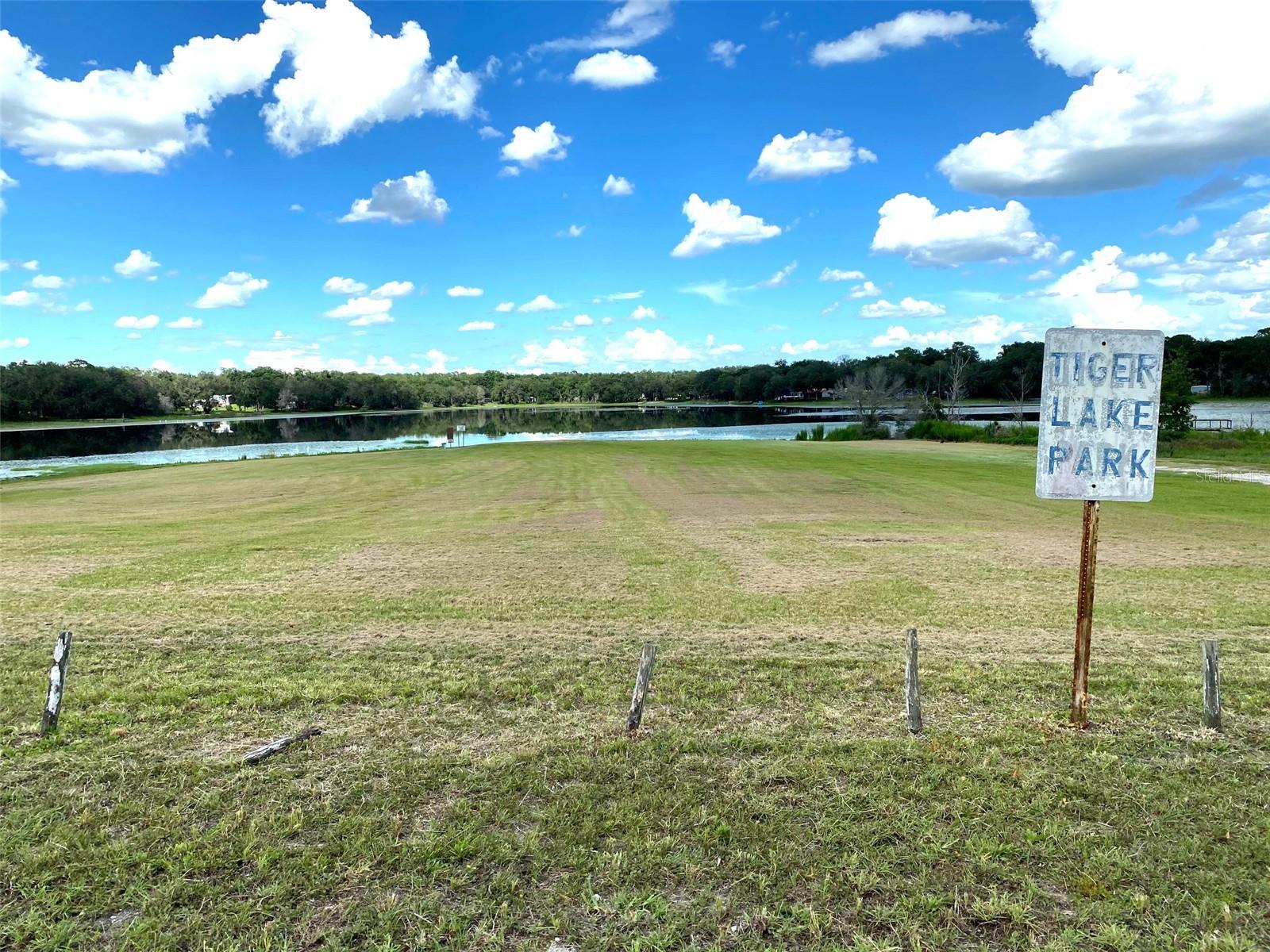 RAINBOW LAKES ESTATE - Land