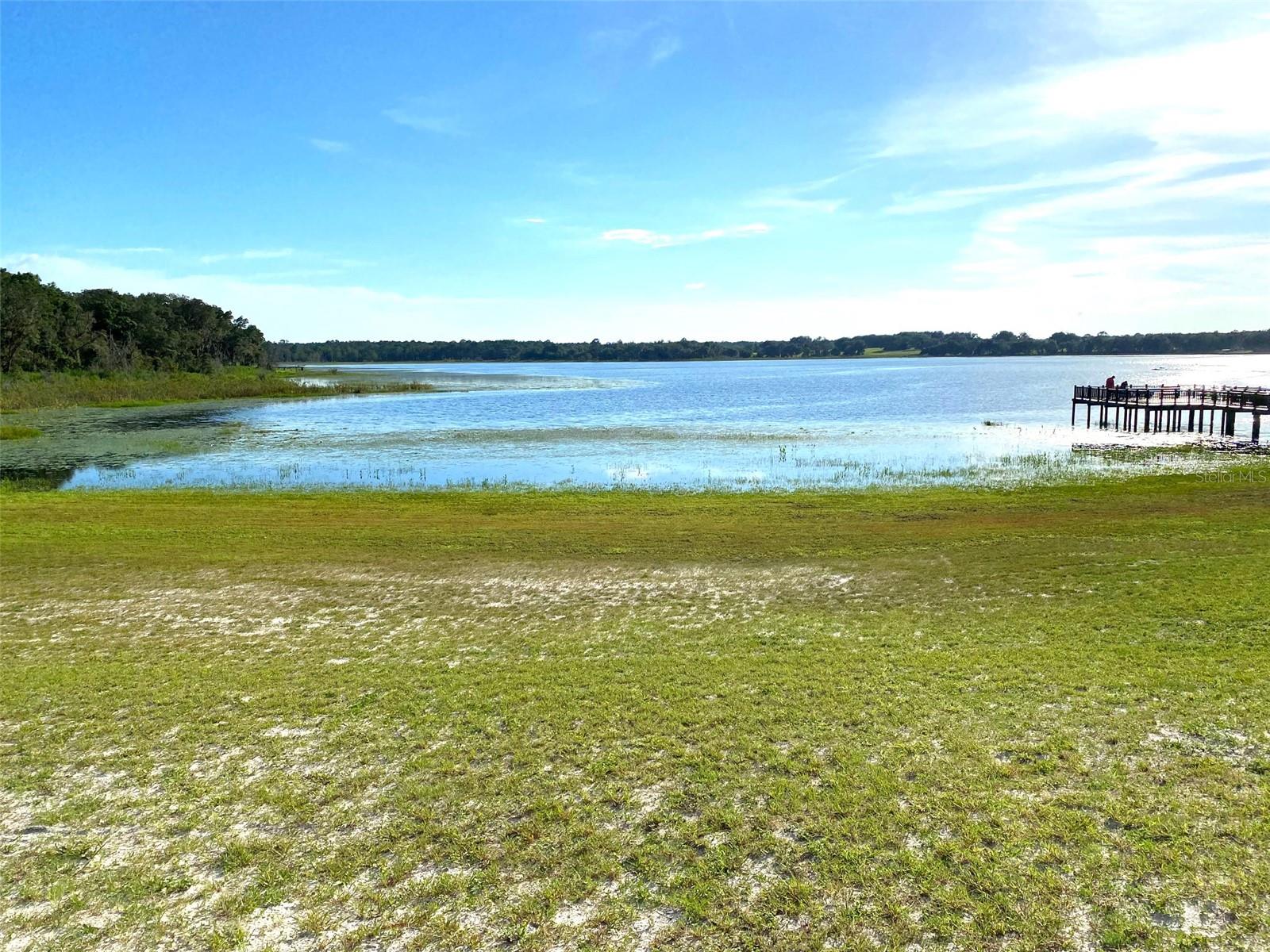 RAINBOW LAKES ESTATE - Land