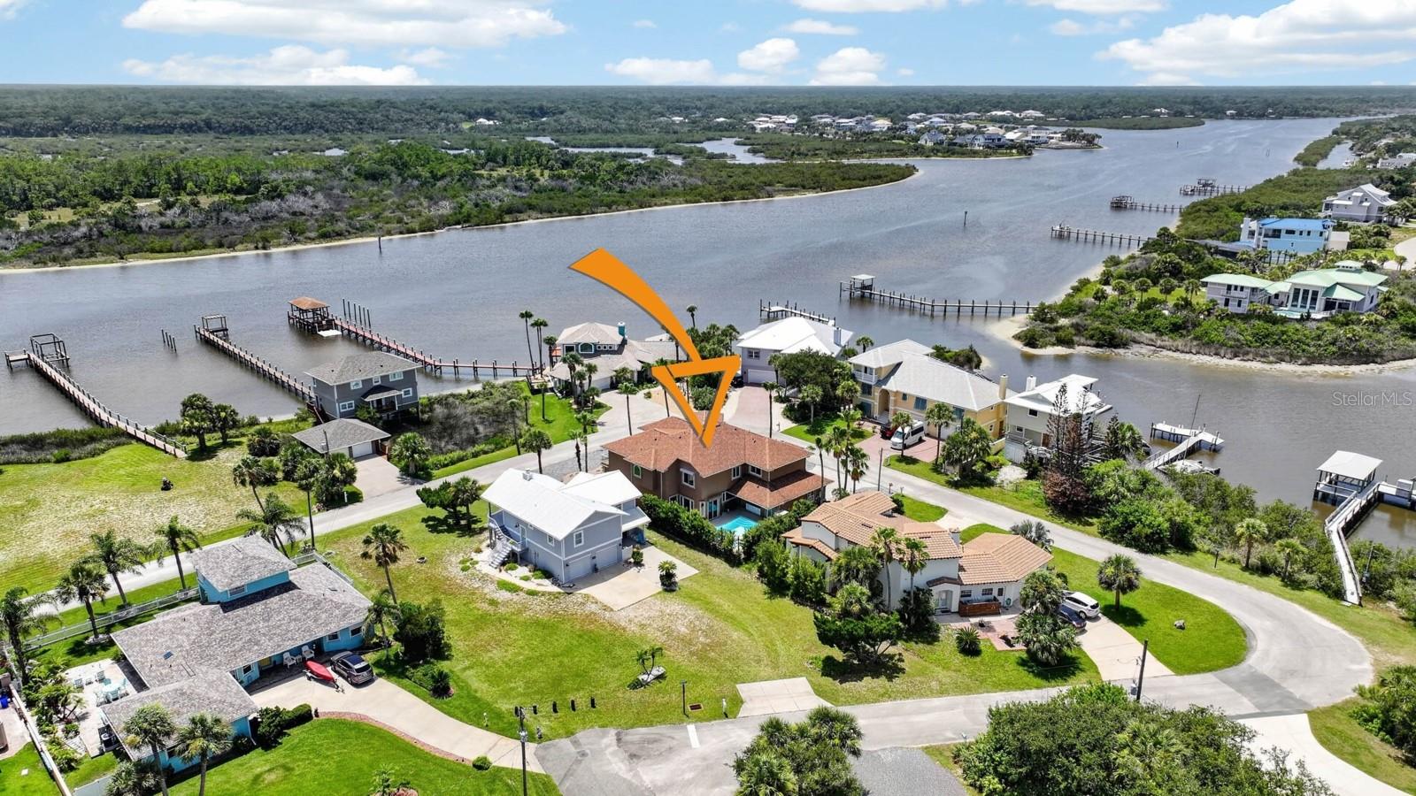 RIVER VIEW POINT - Residential