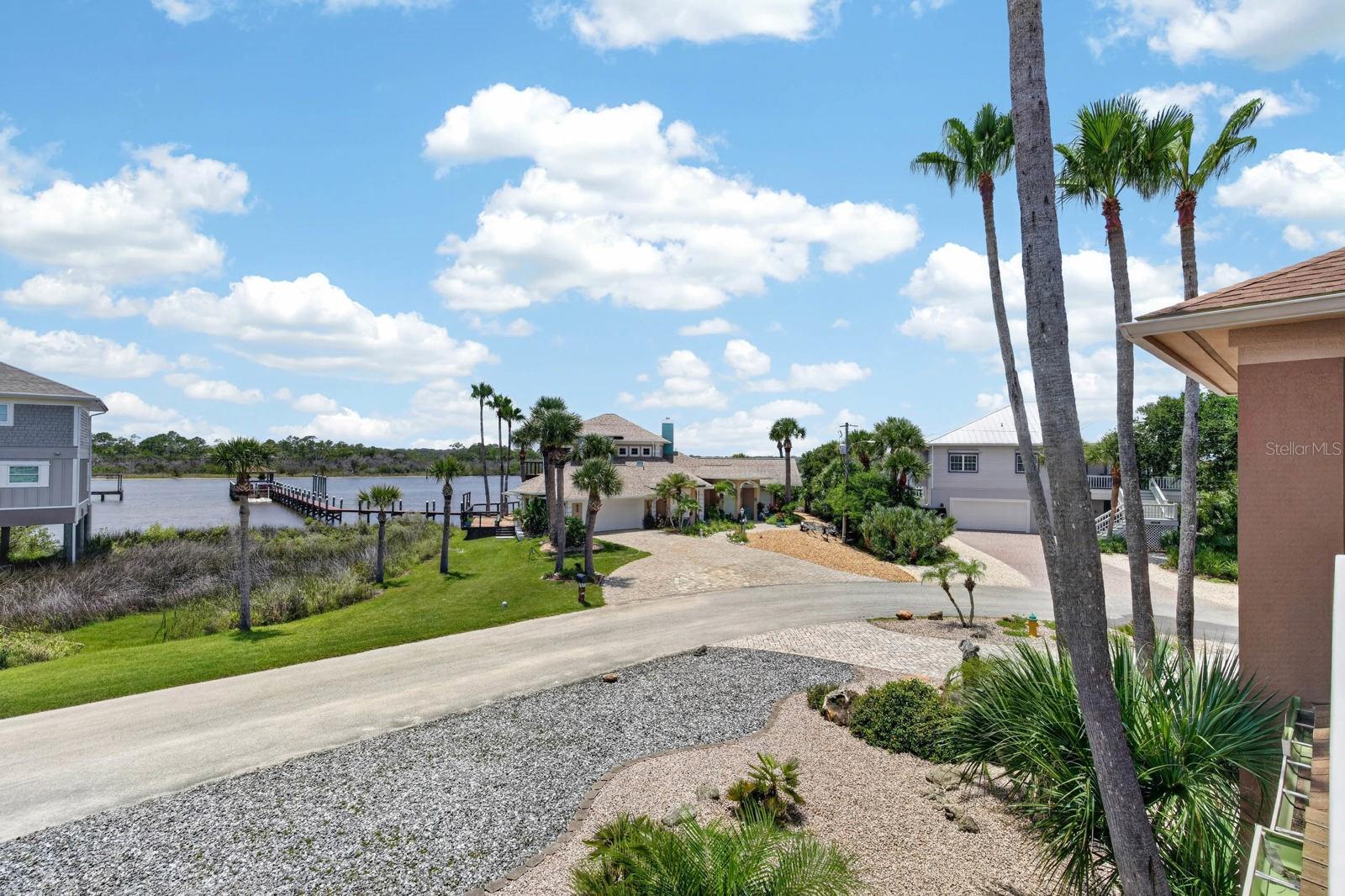 RIVER VIEW POINT - Residential