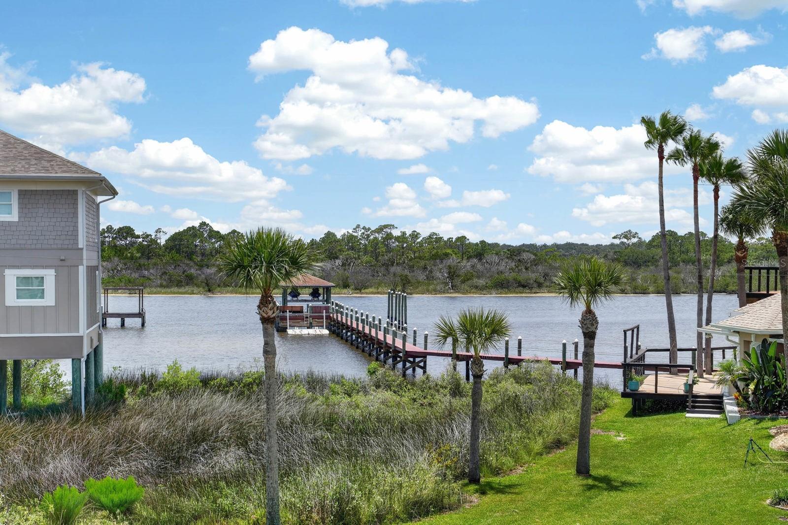 RIVER VIEW POINT - Residential