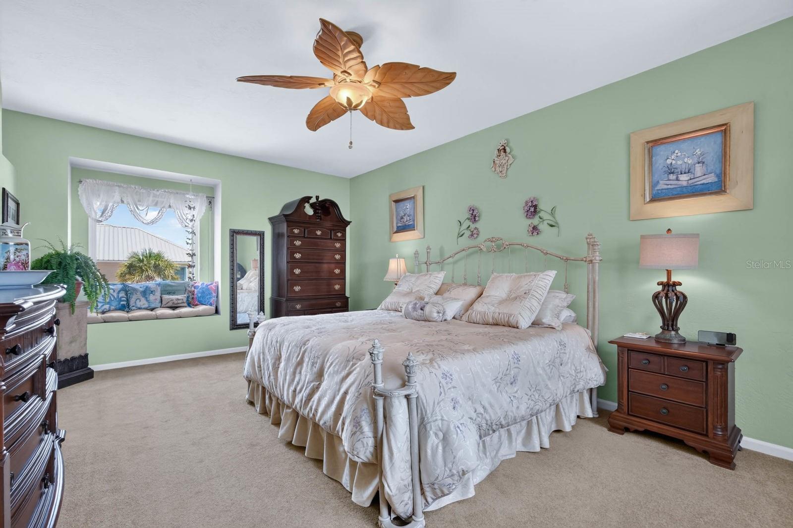 RIVER VIEW POINT - Residential