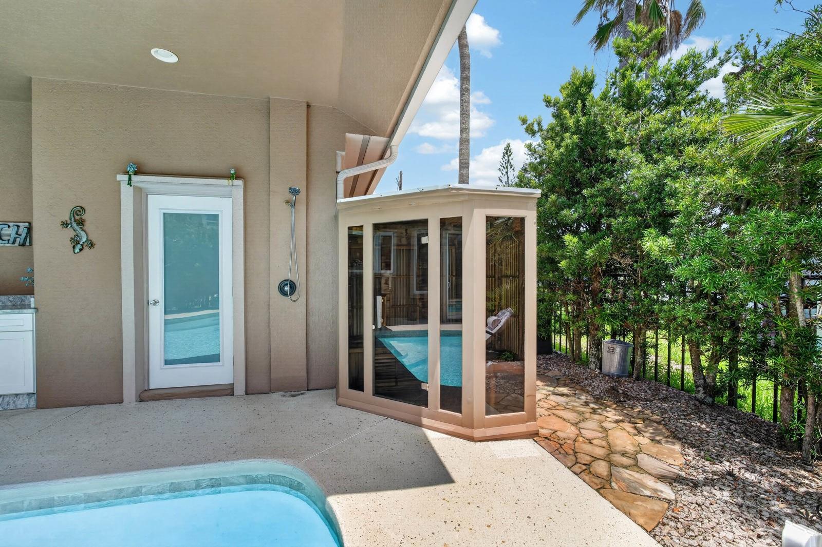 RIVER VIEW POINT - Residential